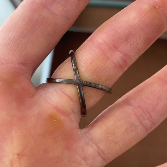 Gold ring size 7 - Picture 3 of 4